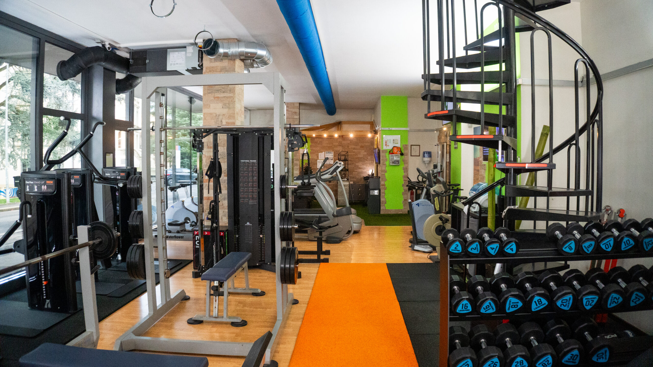 Palestra luminosa e attrezzata Chiasso Fisio Lab